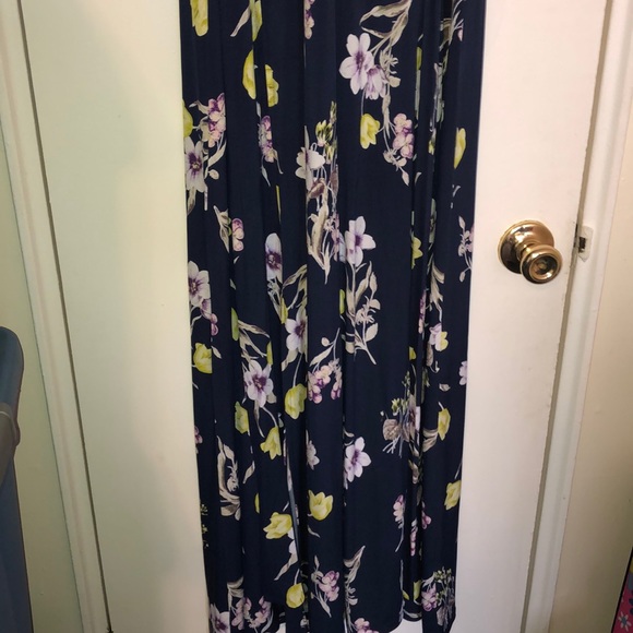 Maxi Floral Dress - Picture 3 of 5